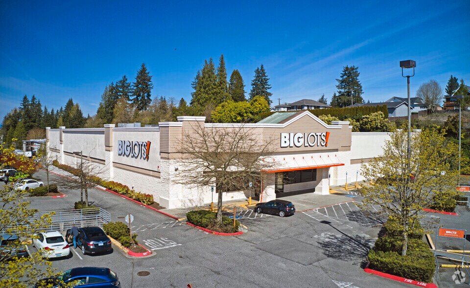 Primary Photo Of 6727 Evergreen Way, Everett Freestanding For Lease
