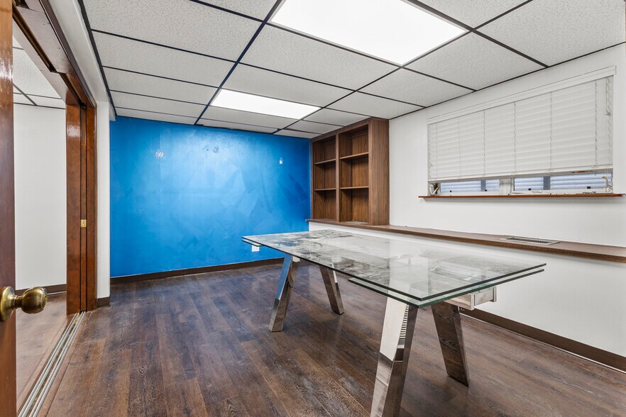 More Photos Of 108 N Depot Dr, Fort Pierce Office Residential For Lease