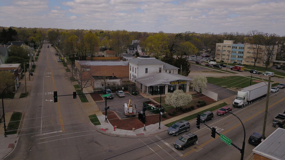 Primary Photo Of 268 S State St, Elgin General Retail For Lease