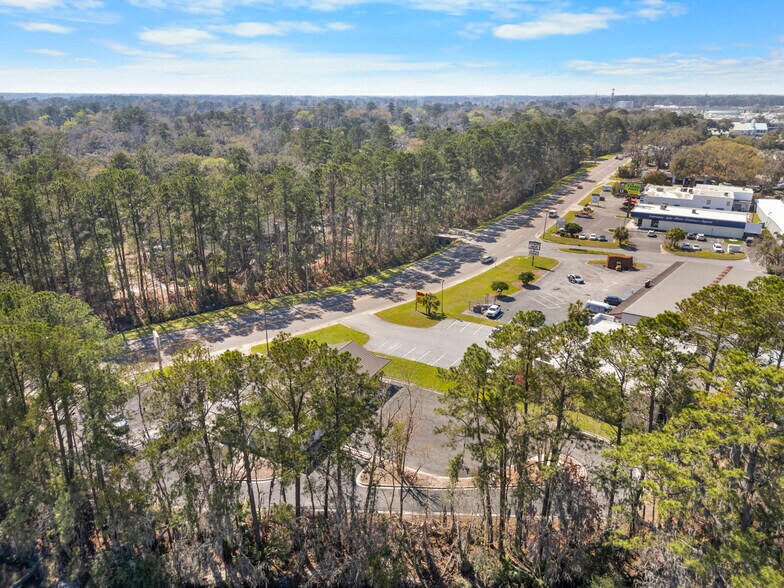 More Photos Of 710 Mall Blvd, Savannah Bank For Sale