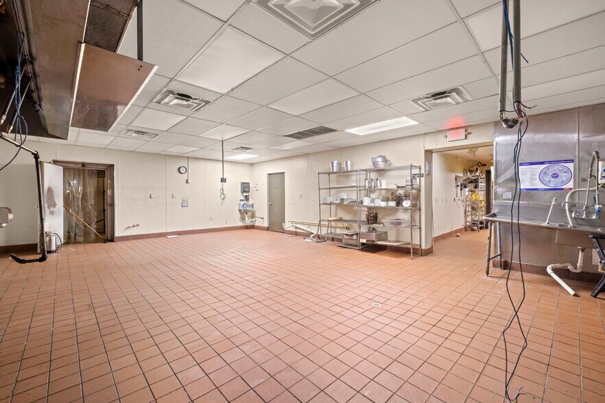 More Photos Of , Tampa General Retail For Sale