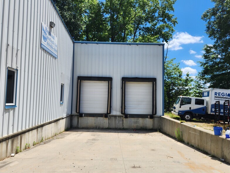 More Photos Of 721 E Gannon Ave, Zebulon Warehouse For Sale