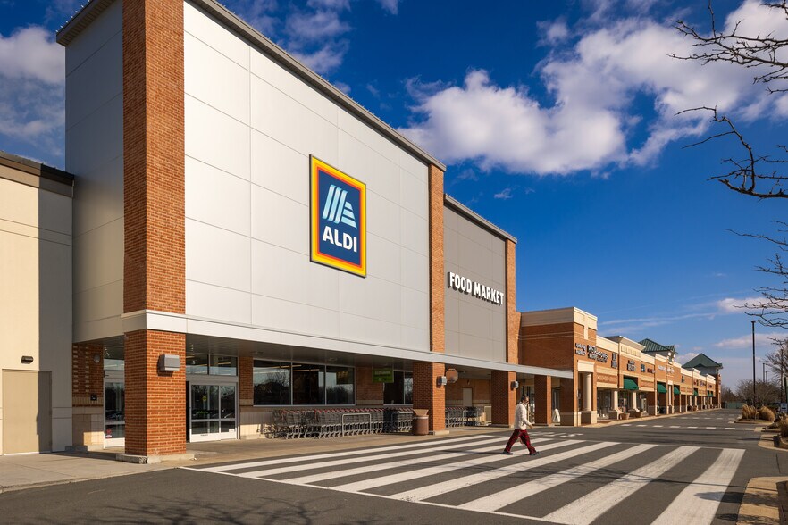 Primary Photo Of 43150 Broadlands Center, Ashburn Unknown For Lease
