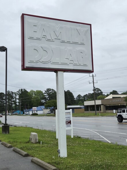 More Photos Of 13881 NC Highway 55, Bayboro Freestanding For Sale