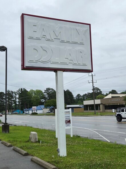 More Photos Of 13881 NC Highway 55, Bayboro Freestanding For Sale