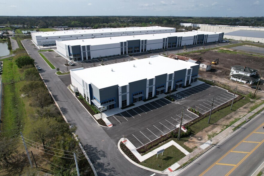 More Photos Of 3221 Butters Way, Sanford Distribution For Lease