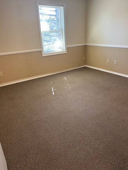 More Photos Of 403 N Wc Riles St, Flagstaff Office For Lease