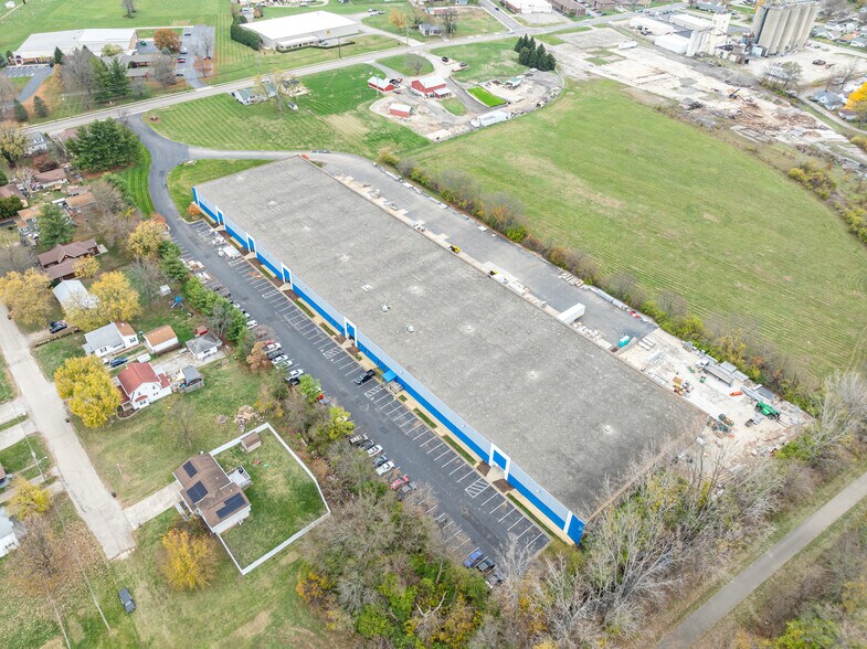 Primary Photo Of 635-671 Bellbrook Ave, Xenia Warehouse For Lease