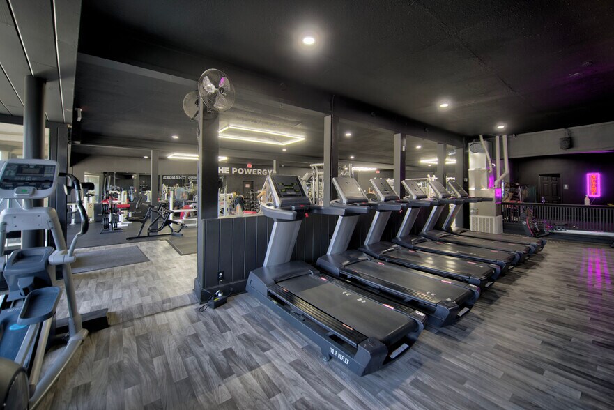 More Photos Of 9793 Live Oak Blvd, Live Oak Storefront Retail Office For Sale