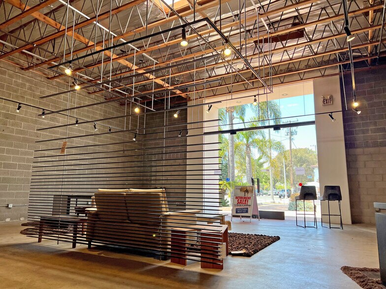 More Photos Of 132 Santa Barbara, Santa Barbara Warehouse For Sale