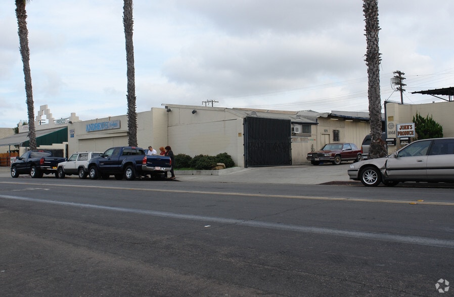 More Photos Of 1864 National Ave, San Diego Distribution For Lease