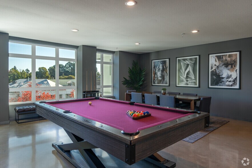 More Photos Of 3093 Broadway, Oakland Apartments For Lease