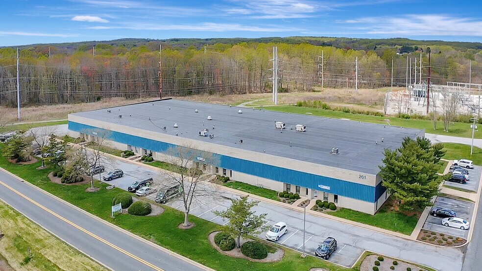 More Photos Of 201 Ruthar Dr, Newark Distribution For Lease