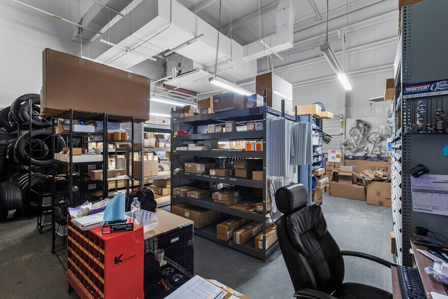 More Photos Of 5385 N I 55 St, Jackson Auto Dealership For Sale