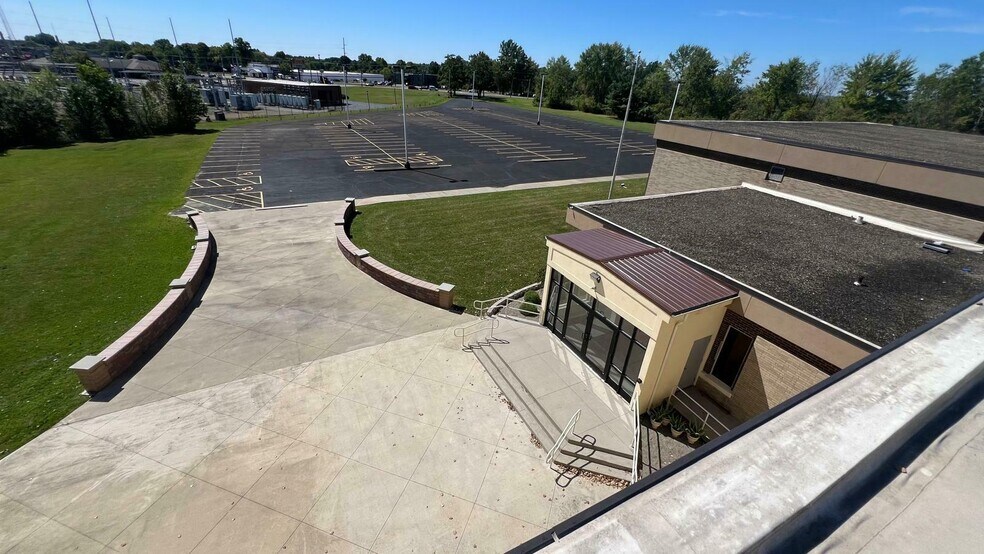 More Photos Of 995 Youngstown Warren Rd, Niles Lodge Meeting Hall For Sale