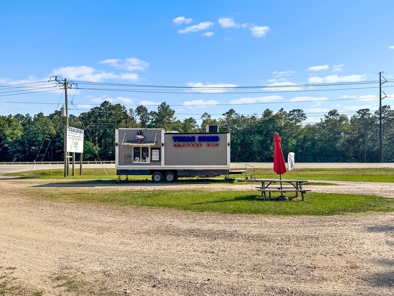 More Photos Of 18083 FM 1314 Rd, Conroe Warehouse For Lease