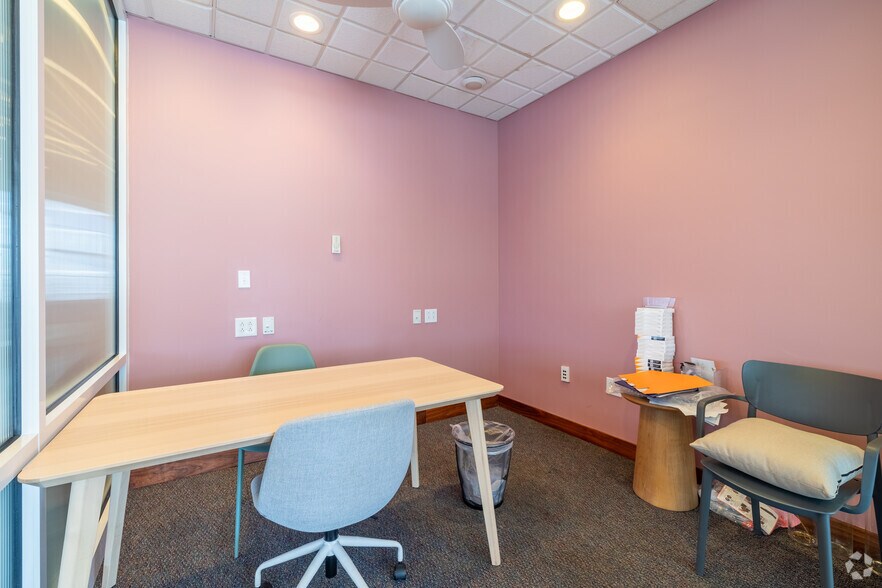 More Photos Of 744 E Squantum St, Quincy Medical For Lease