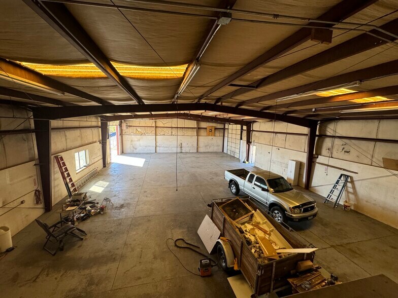 More Photos Of 8 Stokes Dr, Mound House Industrial For Lease