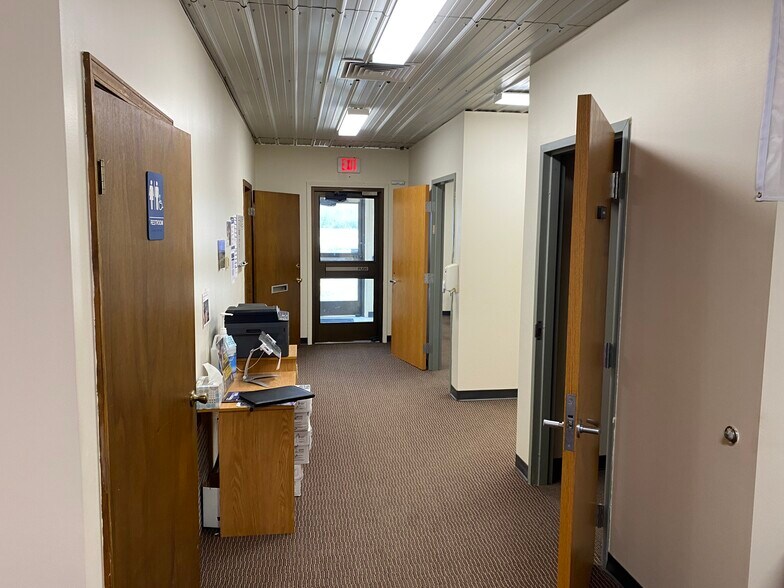 More Photos Of 6930 SR 67 Hwy, Muncie Light Distribution For Sale