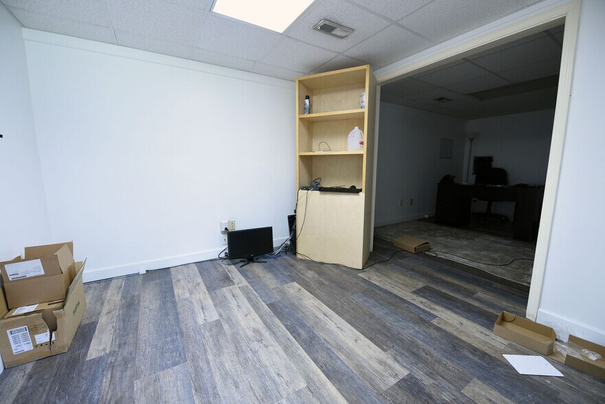 More Photos Of 10 Deer Crossing Trl, Blairsville Office For Lease