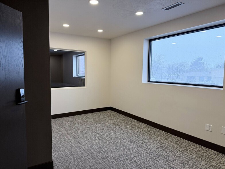 More Photos Of 332 E 3300 S, Salt Lake City Coworking Space