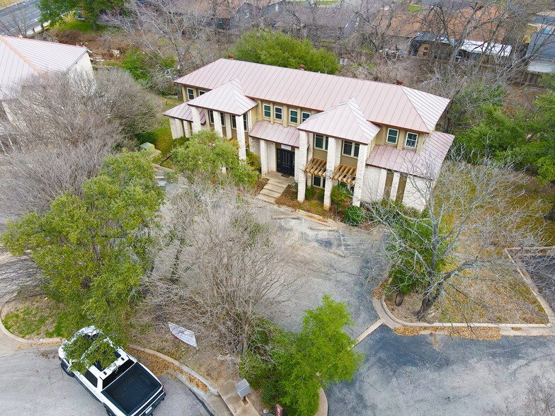 More Photos Of 8731 Shoal Creek Blvd, Austin Office For Lease