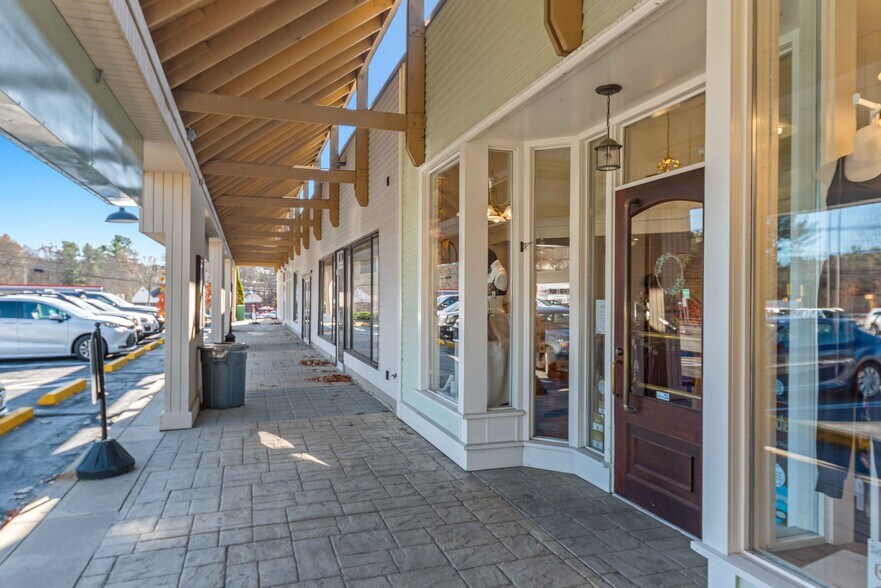 More Photos Of 340-344 Great Rd, Acton Unknown For Lease