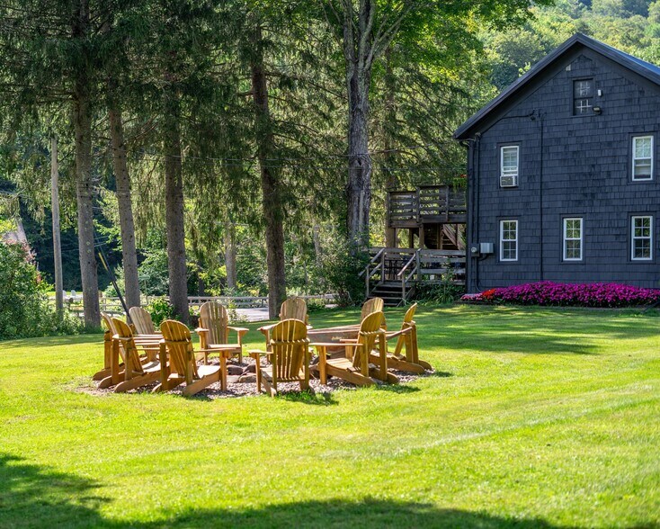 More Photos Of 178-188 State Route 42, Shandaken Hotel For Sale