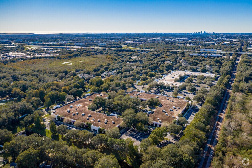 More Photos Of 599 Lake Kathy Dr, Brandon Unknown For Lease