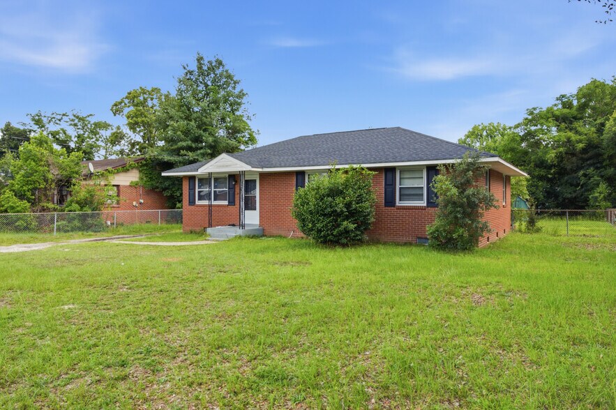 More Photos Of , Fayetteville Specialty For Sale