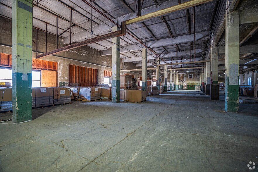More Photos Of 10 Furnace St, Stanhope Manufacturing For Lease