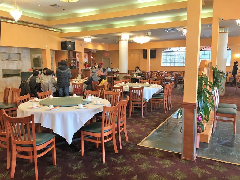 More Photos Of 1211 Broadway, Sacramento Restaurant For Sale