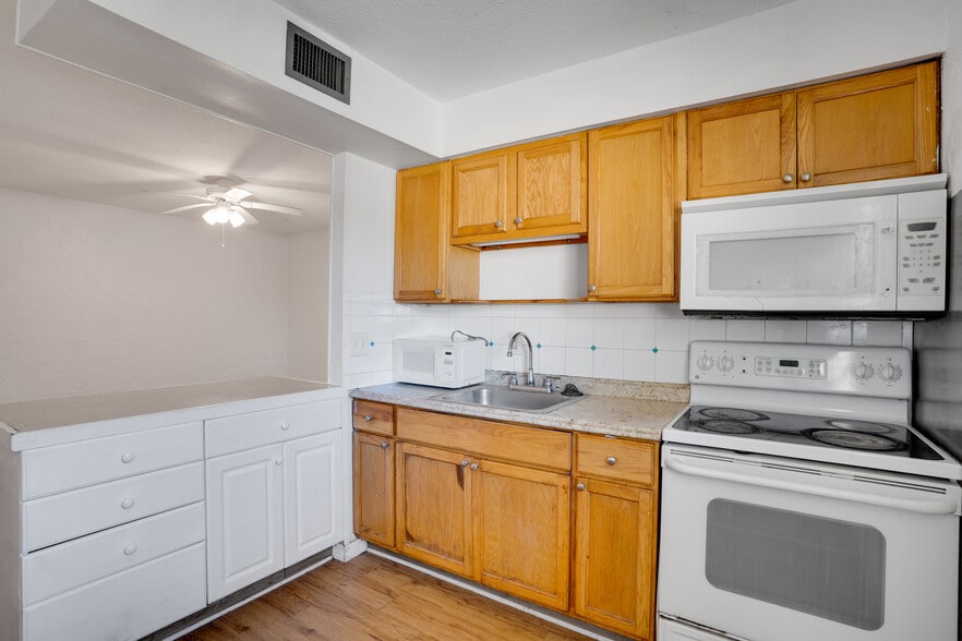 More Photos Of , Fort Myers Multifamily For Sale
