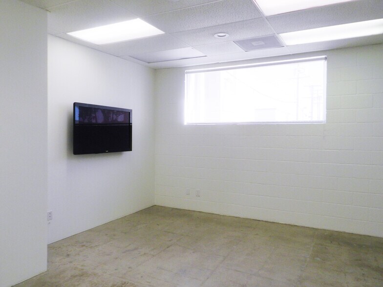 More Photos Of 1311 Broadway, Santa Monica Office For Lease