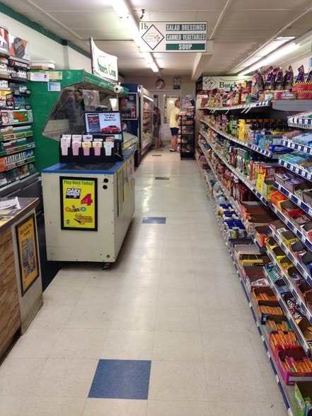 More Photos Of 115 Upper Bermudian Rd, Gardners Convenience Store For Sale