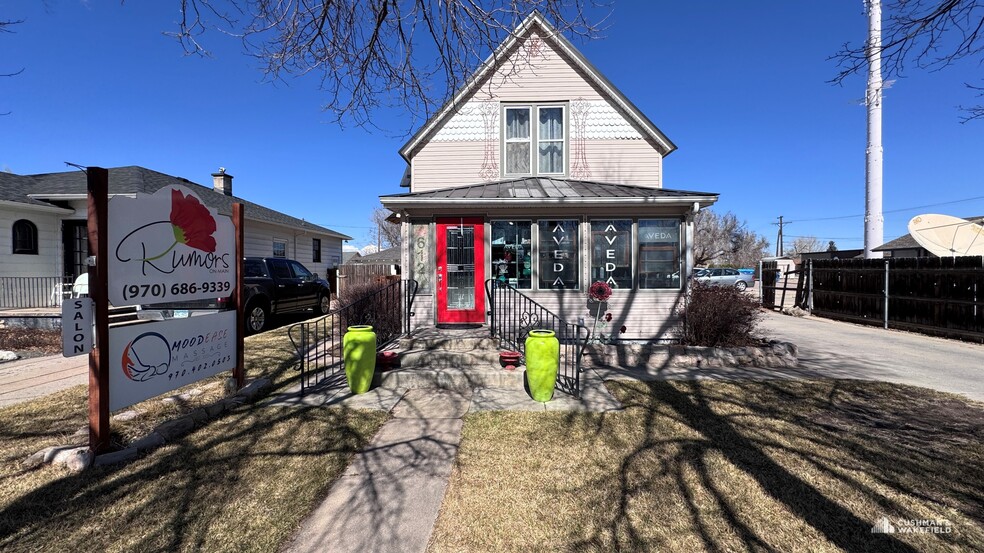 Primary Photo Of 612 Main St, Windsor General Retail For Sale