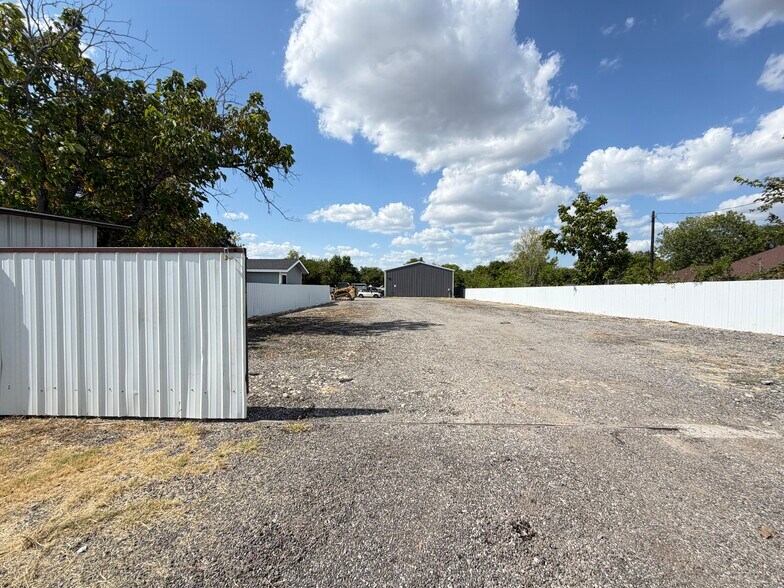 More Photos Of 1222 Jackson St, Red Oak Land For Sale