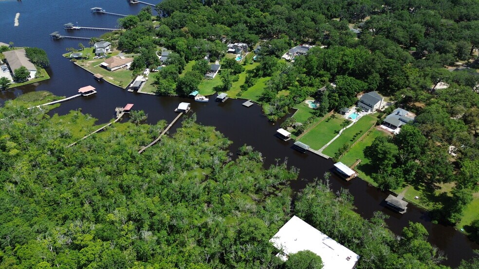 More Photos Of 2301 Park Ave, Orange Park Medical For Lease