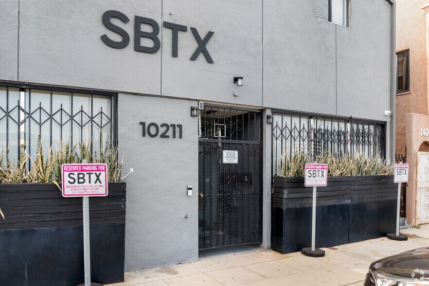 More Photos Of 10211-10213 Venice Blvd, Los Angeles Loft Creative Space For Sale