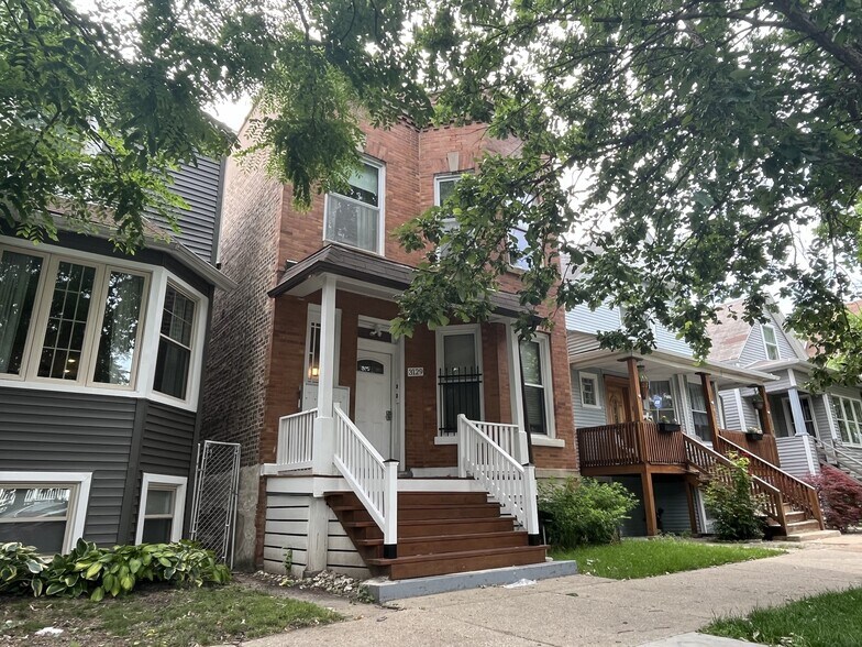 More Photos Of 3129 N Christiana Ave, Chicago Apartments For Sale