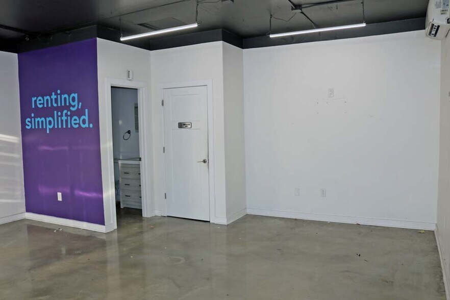 More Photos Of 721 W US Highway 50, O'Fallon Storefront Retail Office For Lease