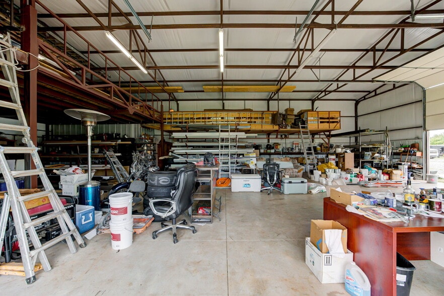 More Photos Of 6712 S Pat Ave, Oklahoma City Warehouse For Sale