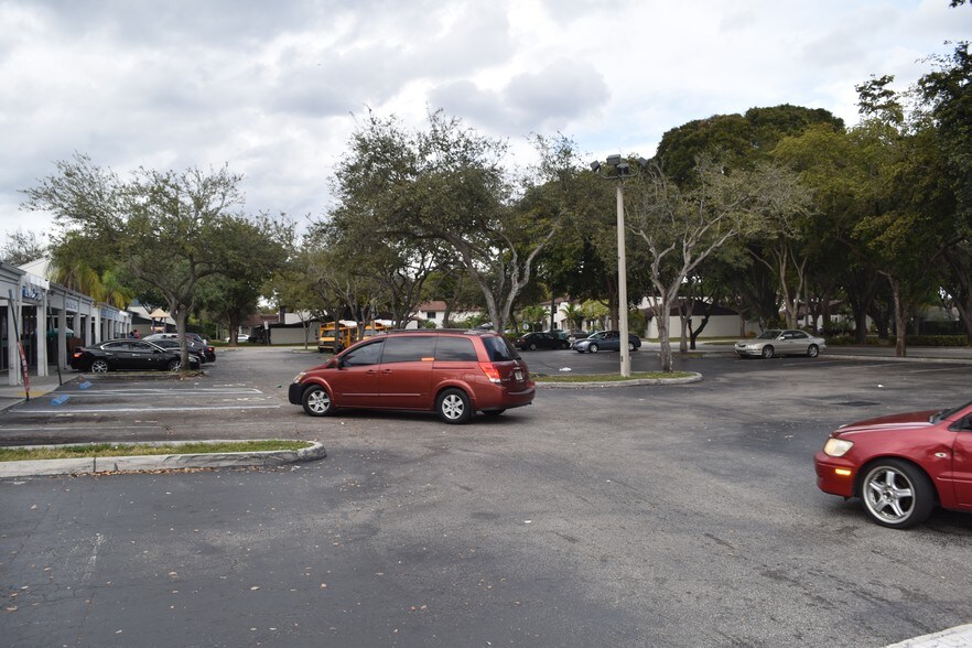 More Photos Of 4040 SW 69th Ave, Miramar Freestanding For Sale