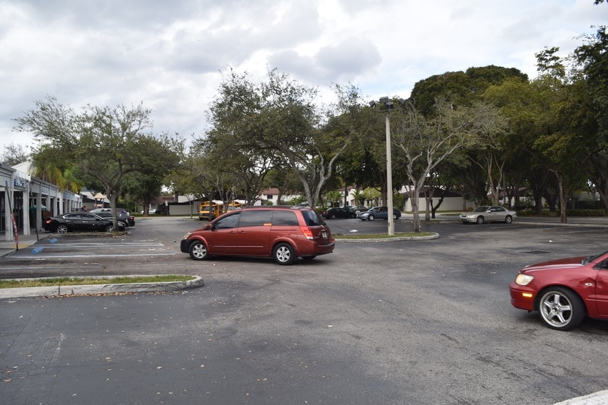 More Photos Of 4040 SW 69th Ave, Miramar Freestanding For Sale