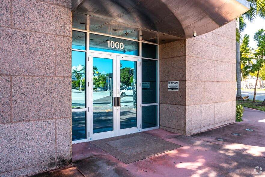 More Photos Of 1000 5th St, Miami Beach Office For Lease