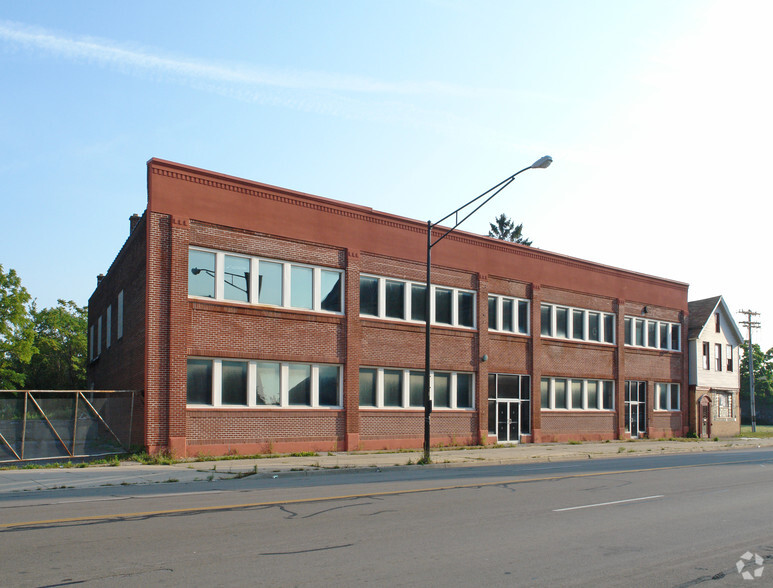 Primary Photo Of 642 Broadway St, Buffalo Warehouse For Lease