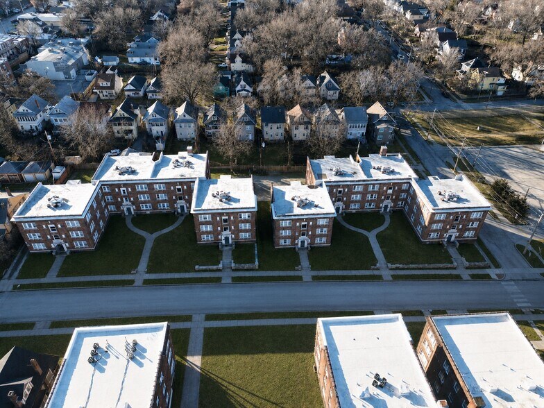 More Photos Of 118-148 N Lawn Ave, Kansas City Apartments For Sale
