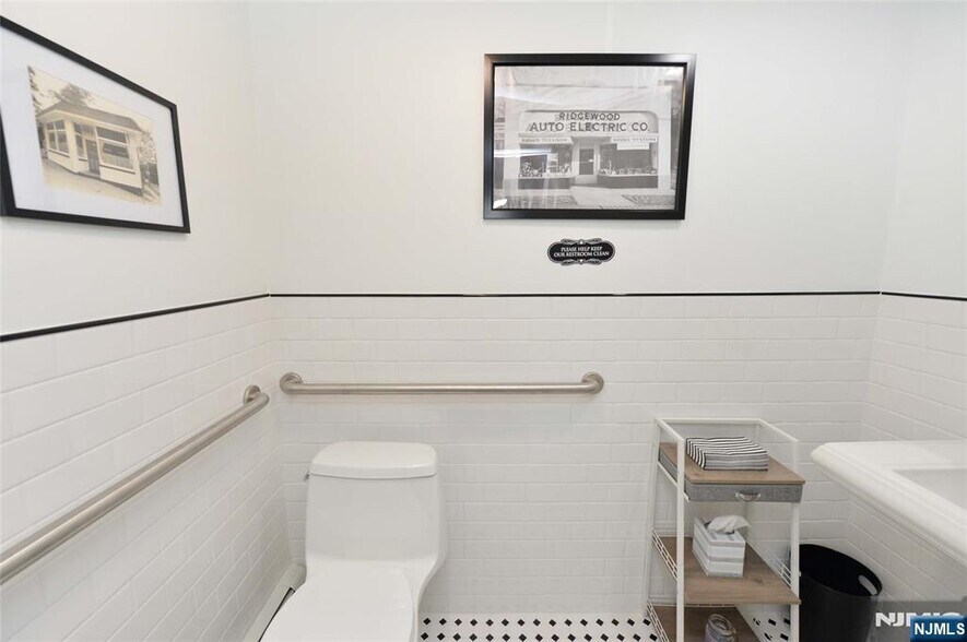 More Photos Of 17 Godwin Ave, Ridgewood General Retail For Lease