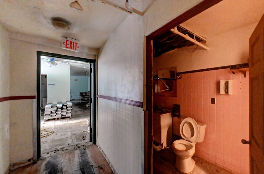 More Photos Of 1530-1538 Sanderson Ave, Scranton Healthcare For Sale