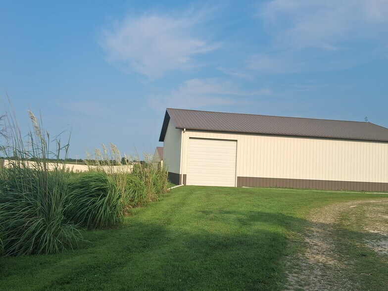More Photos Of 6841 E US Highway 56, Overbrook Land For Sale